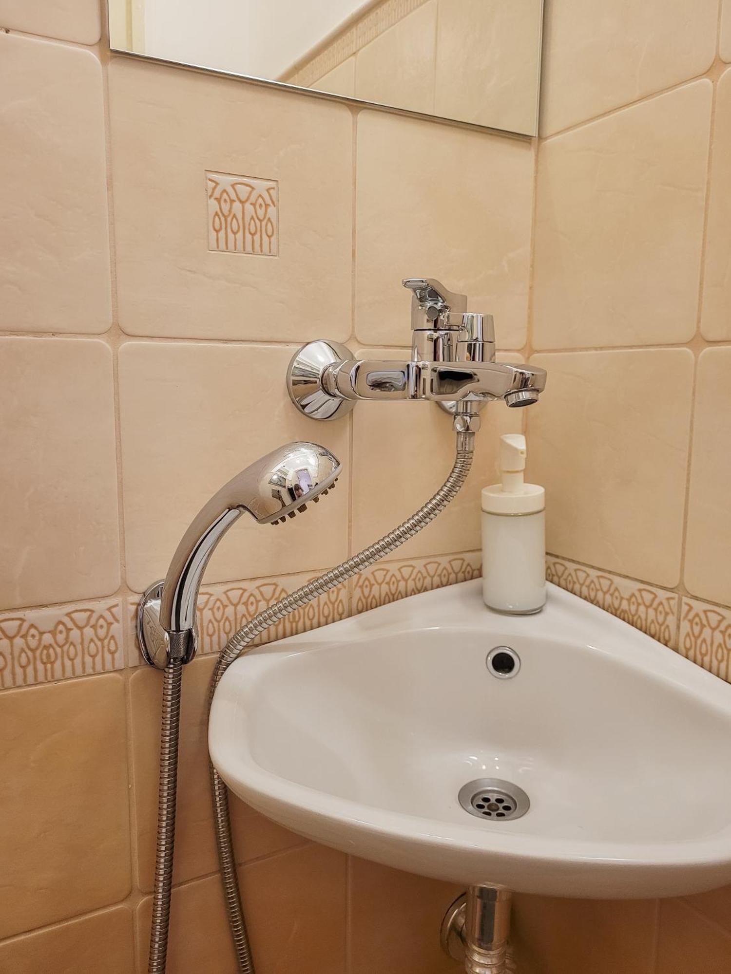 Spacious 1 Bed Flat Near Vitosha Blvd โซเฟีย ภายนอก รูปภาพ